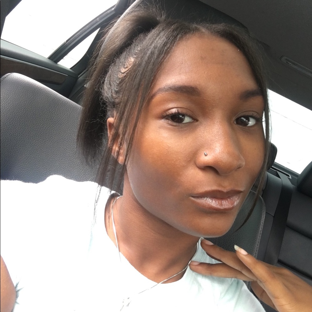 Meet your Posher, Miriah